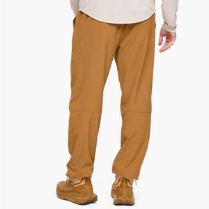 Hoka Active Woven Pants Mens in Honey (Small)